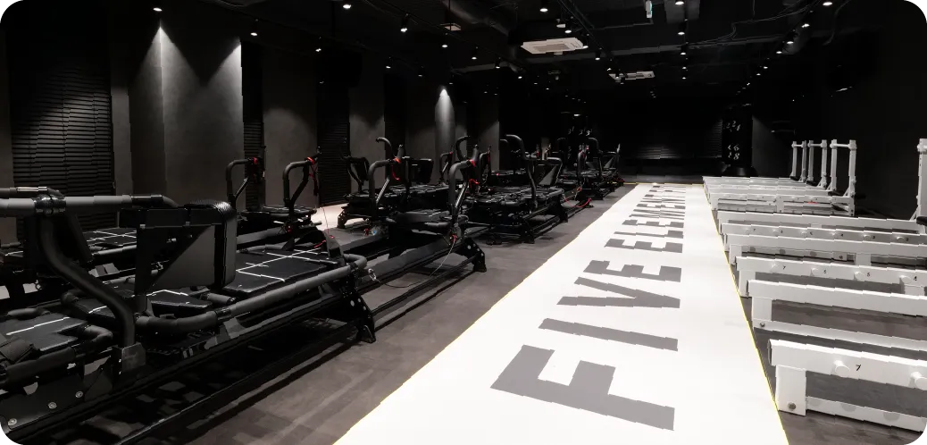 FIVE ELEMENT FIT 堺東店の内観